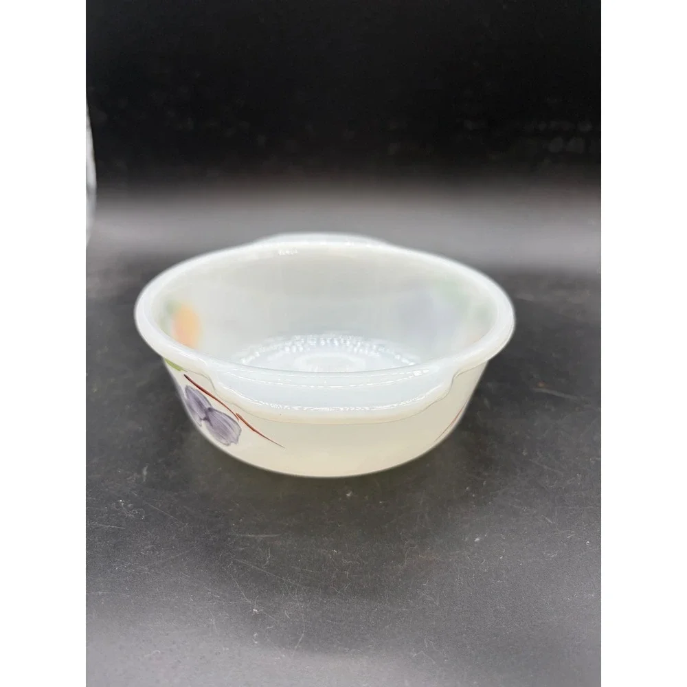 Vintage Anchor Hocking Fire-King Fruit Milk Glass Casserole Dish‎ Bowl